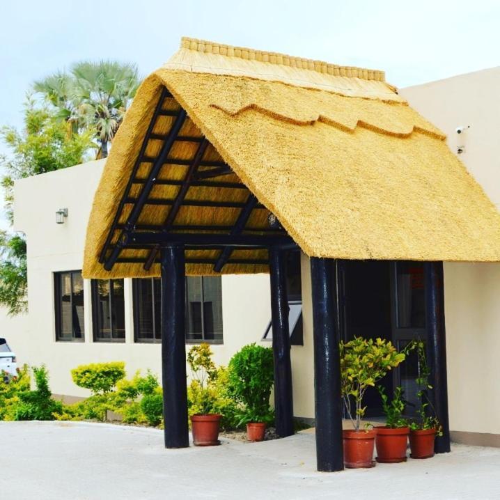 Etang Guesthouse Nata Extérieur photo